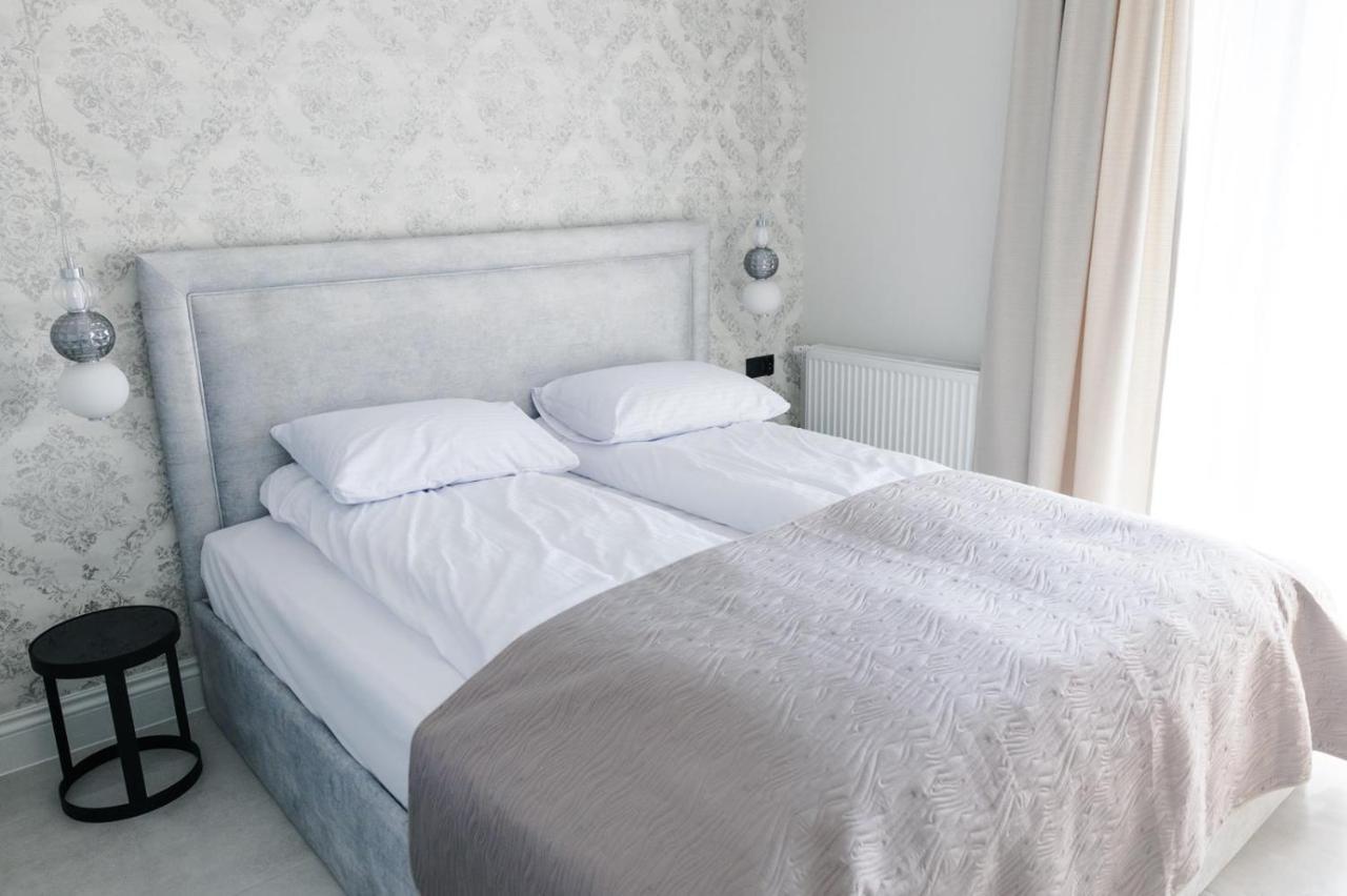 ז'נין Apartamenty Szkolna מראה חיצוני תמונה