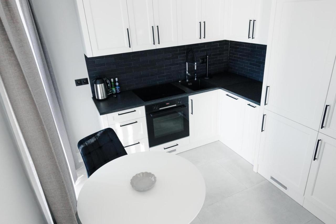 ז'נין Apartamenty Szkolna מראה חיצוני תמונה