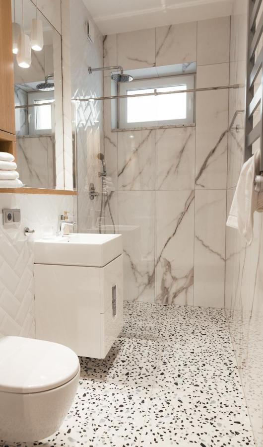 ז'נין Apartamenty Szkolna מראה חיצוני תמונה