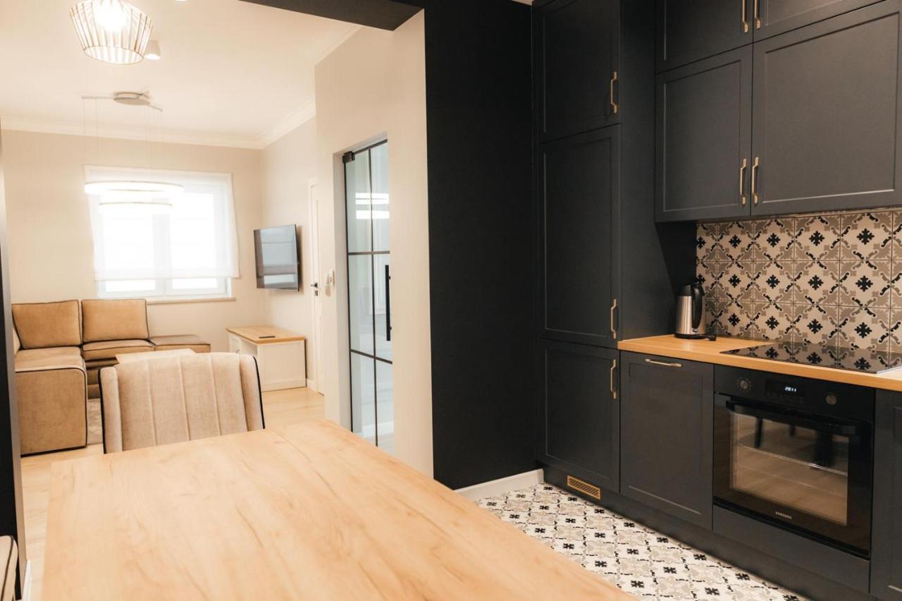 ז'נין Apartamenty Szkolna מראה חיצוני תמונה