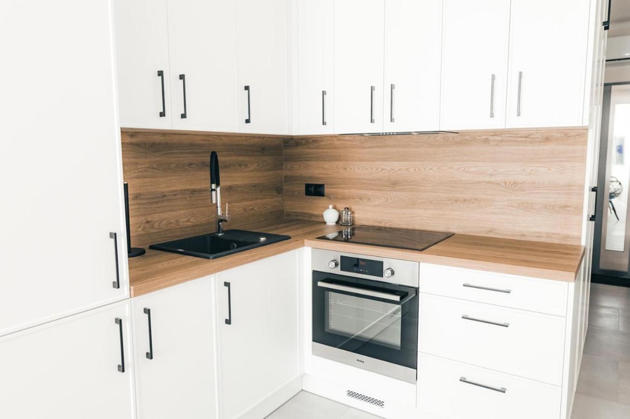 ז'נין Apartamenty Szkolna מראה חיצוני תמונה